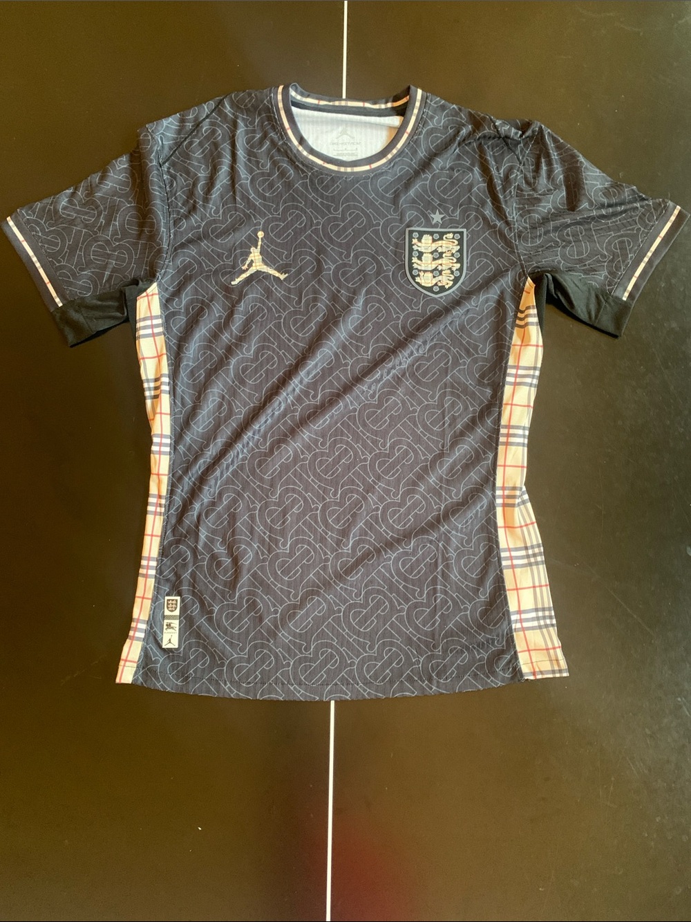 Stylish Jordan England jersey